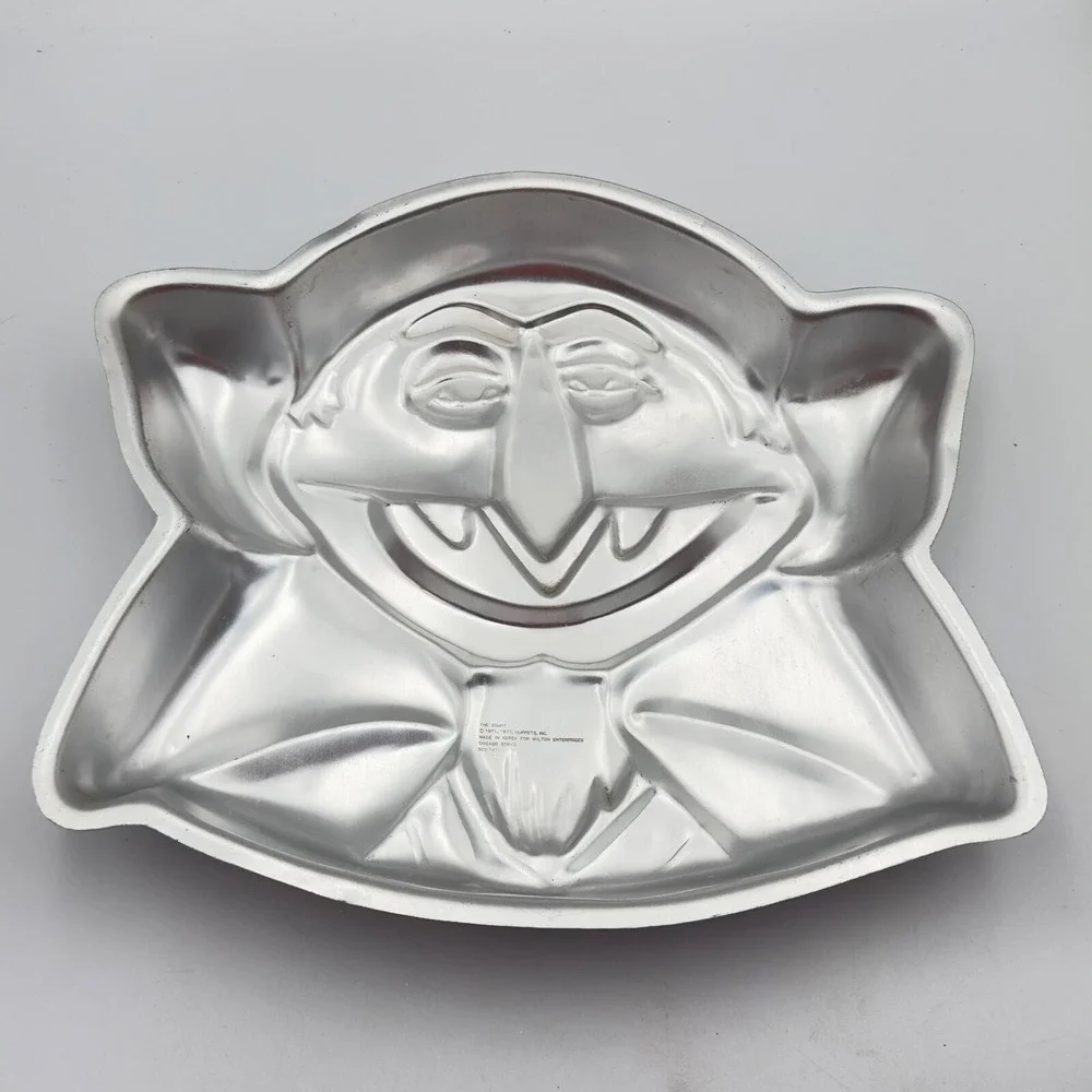 Wilton The Count Cake Pan Vintage Sesame Street 1977